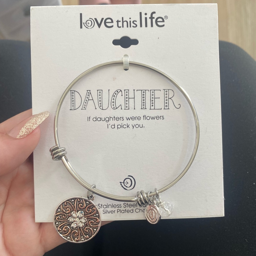 NEW DAUGHTER BANGLE BRACELET
